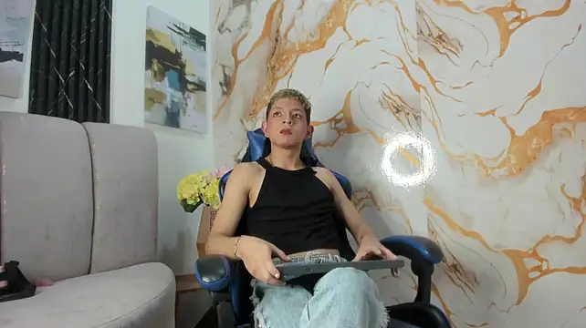 LITTLE_BABY2026 webcam