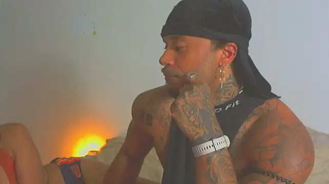 ragnar0825 webcam