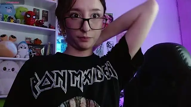 CelesteAyase webcam
