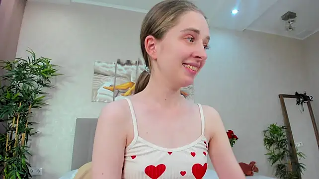 Camilla_Kelly webcam