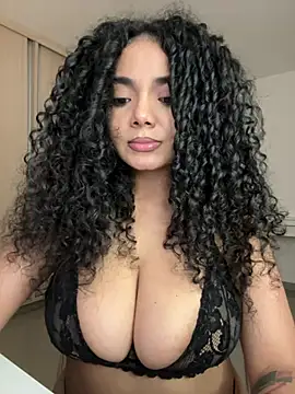 Curlyierr webcam