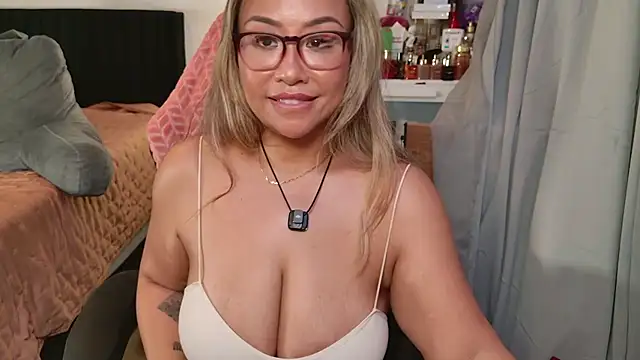 SpikedBella