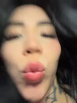 nickiiiii (F young) - TIKET SHOW