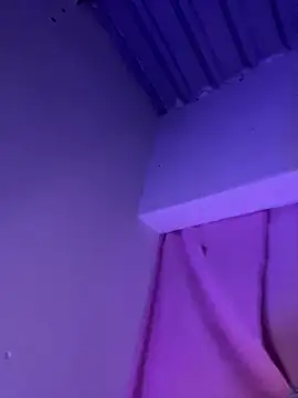naomirouse_ (F young) - 😳Fingers In My Pussy🍉