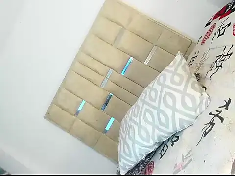 mia_campbellx webcam