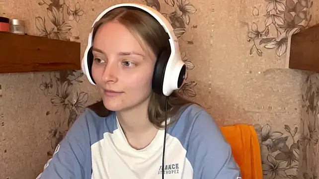 EmyMiu webcam