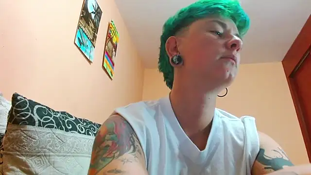 tomboyblue webcam