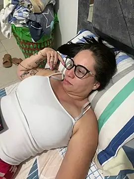 HealingHoney webcam