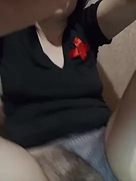 Holly_Bette webcam