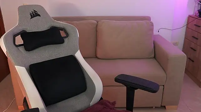 anyacutex webcam