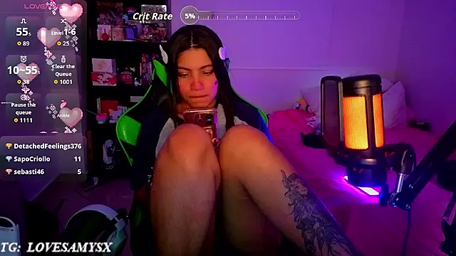 Lovelyamyy webcam