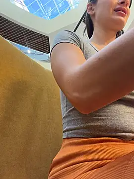 MiraReach live cam preview