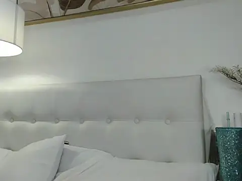 prettylittlesuckerr webcam