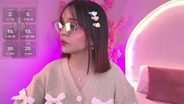 Clara_Luu webcam