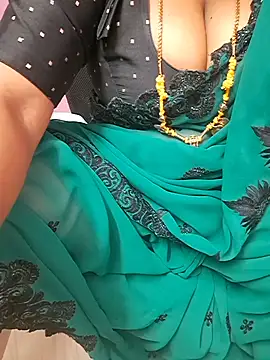 Tamil_Ammani webcam