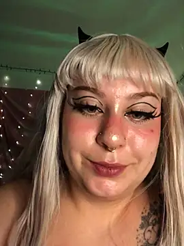 kathleenCosmicVice webcam