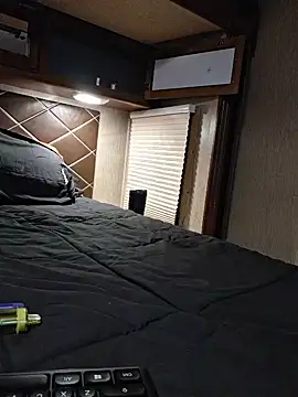 Deedub44 webcam
