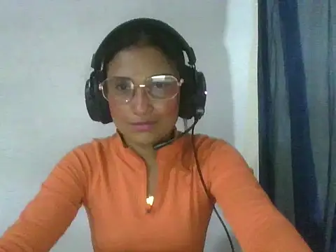 Sasha_sainn webcam