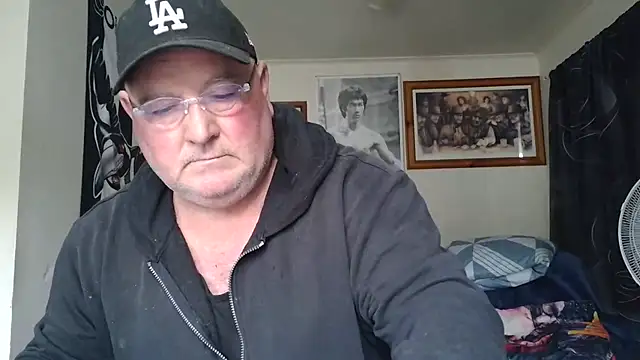 KINKYBLUEYES69 webcam