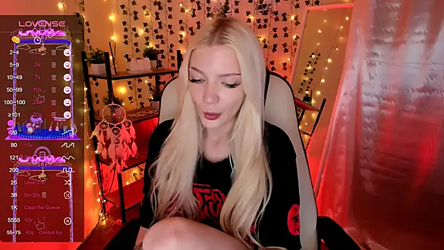 AnyaTaylor_