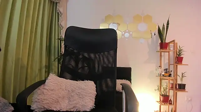 LukaCastillo live sex cam