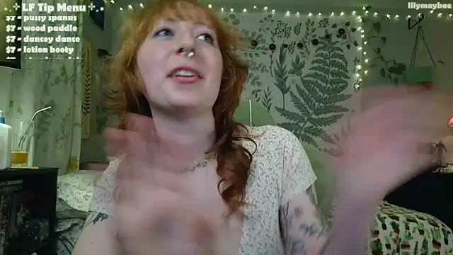LilyMayBae webcam