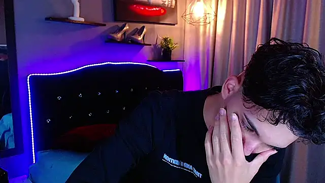 haku_nayro webcam