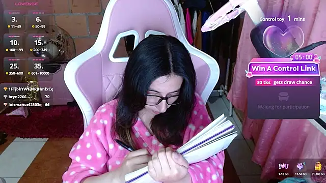 Maggie_Fox3