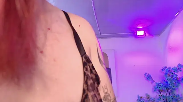 Lilith_brook webcam
