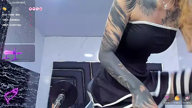 Ladyy_Scarlett webcam