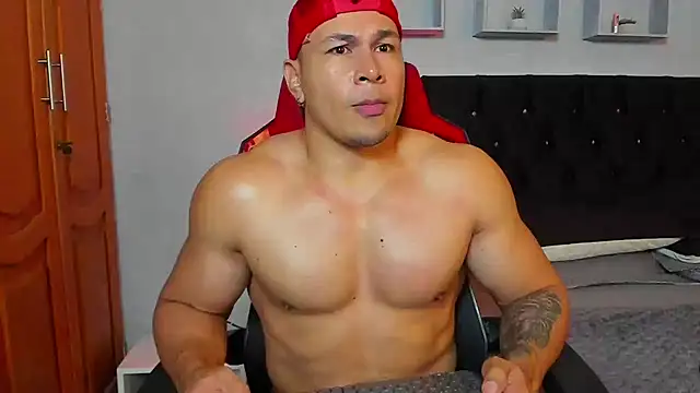 tyler_hank01