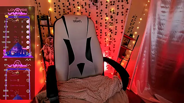 AnyaTaylor_