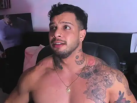MarckMathews live cam on StripChat