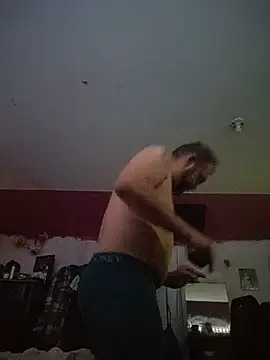 Cummaker69 webcam
