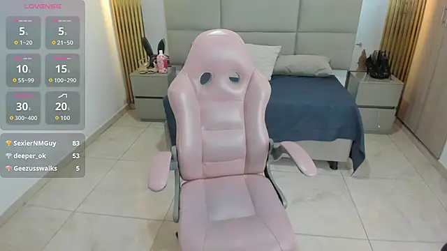 Zuleika_slim webcam