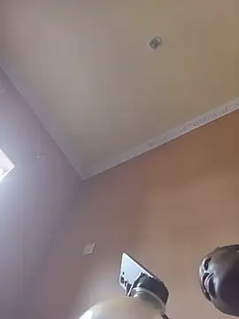 queenpee254 webcam