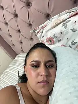 katleya_lewiis