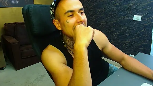 RomeoBodhi webcam