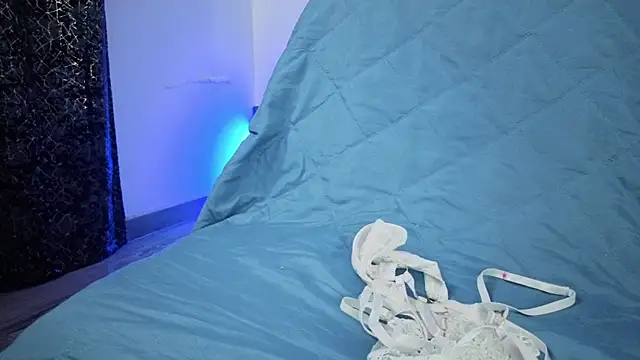 brandy_h9 live cam on StripChat