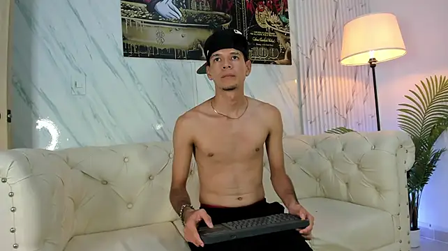 BIG_AVENGERS webcam