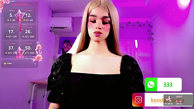 Sophiaa_doll_