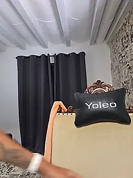 kylie_blck webcam