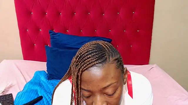 AFROGODDESS25 webcam