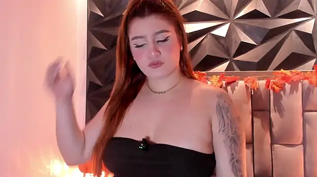 megan_whitee__