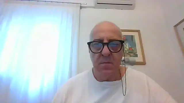 ANONIMO7735 webcam