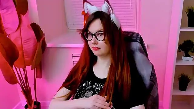 CarolGiggly webcam