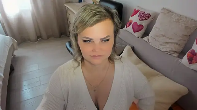 MildMature webcam