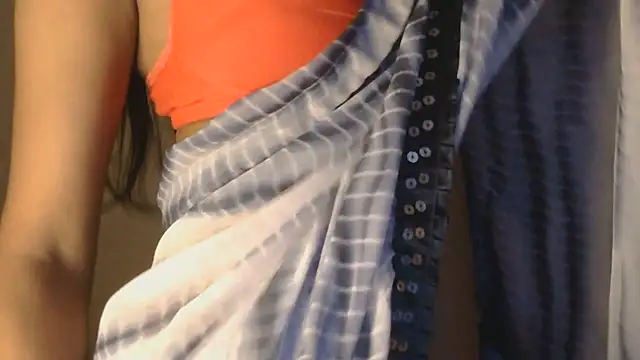Aarti_misty71 webcam