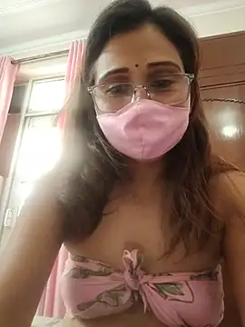 hot_laxmi2 webcam