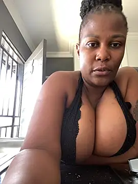 Sexycandyxxx webcam